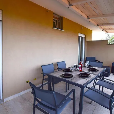 1 Bedroom Cozy In * Ricadi