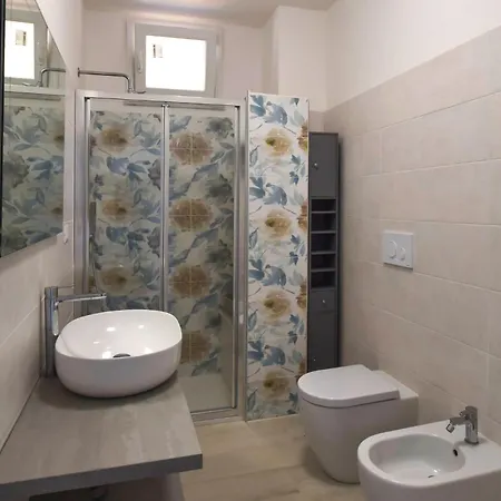 1 Bedroom Cozy In *